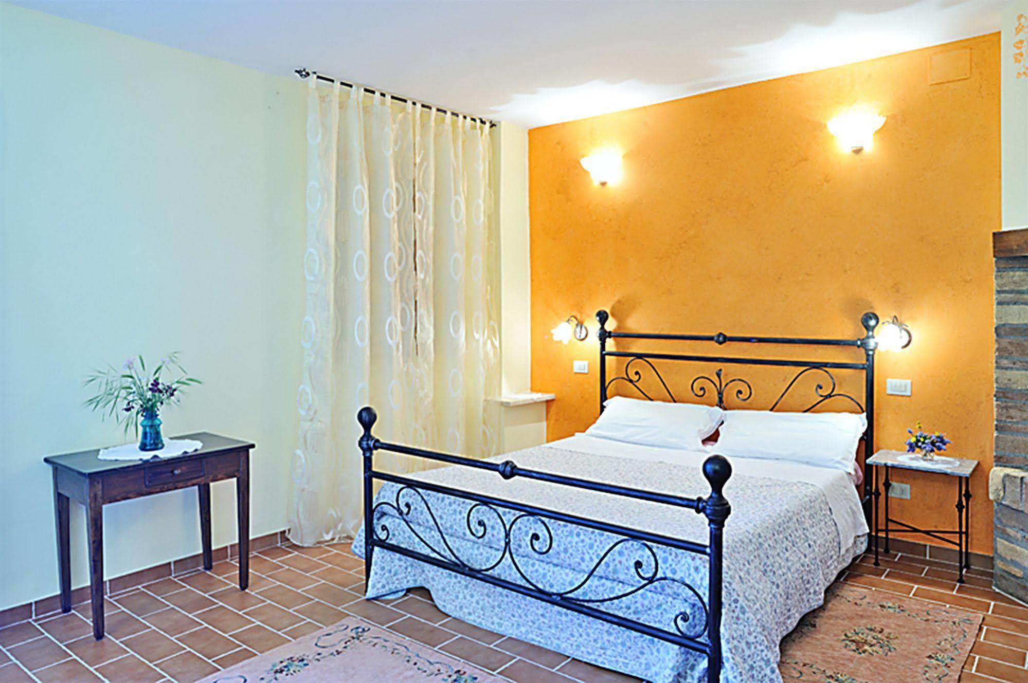 Agriturismo La Buca Di Bellugi San Quirico d'Orcia Bagian luar foto